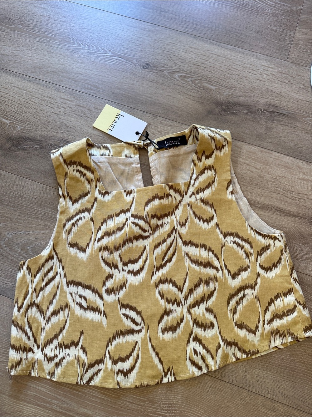Kourt Yellow Printed Tie-Back Cotton Crop Top